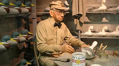 Picture of a decoy carver.